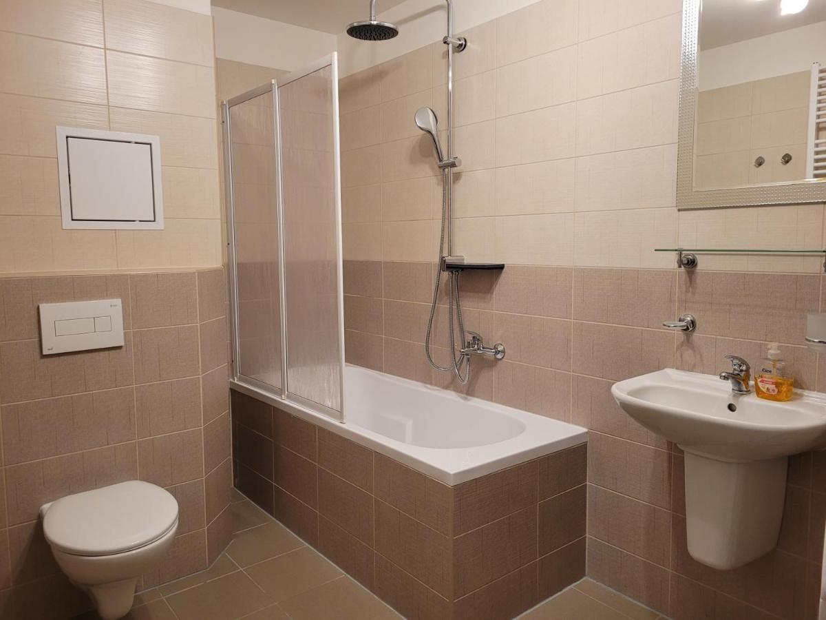 Apartment Svahova Karlsbad Eksteriør billede